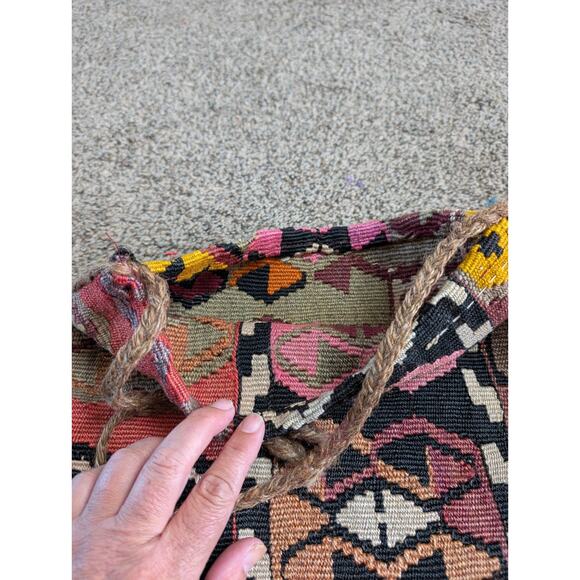 “VNTG, Handmade Kilim Wool Shoulder Bag Tribal Boho Crossbody Purse w/ Tassels - Picture 8 of 16